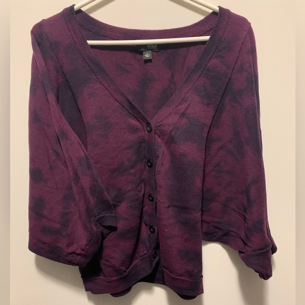 Cropped maroon tie-dye cardigan